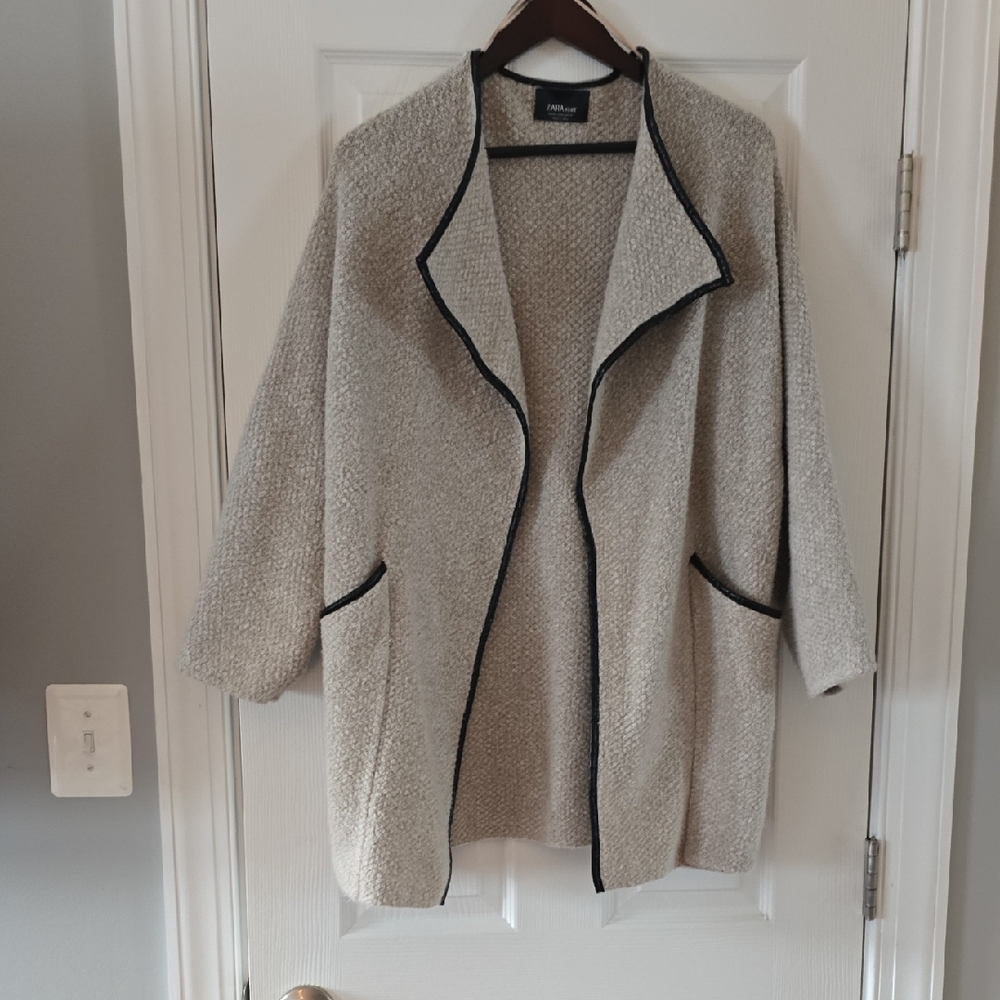 Zara Knit Beige Cardigan with Black Accents